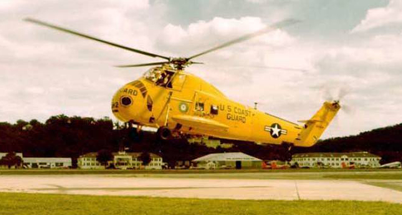 Illustration for article titled The Centennial Of Coast Guard Aviation Kicks Off With This Sweet Retro MH-60T Jayhawk